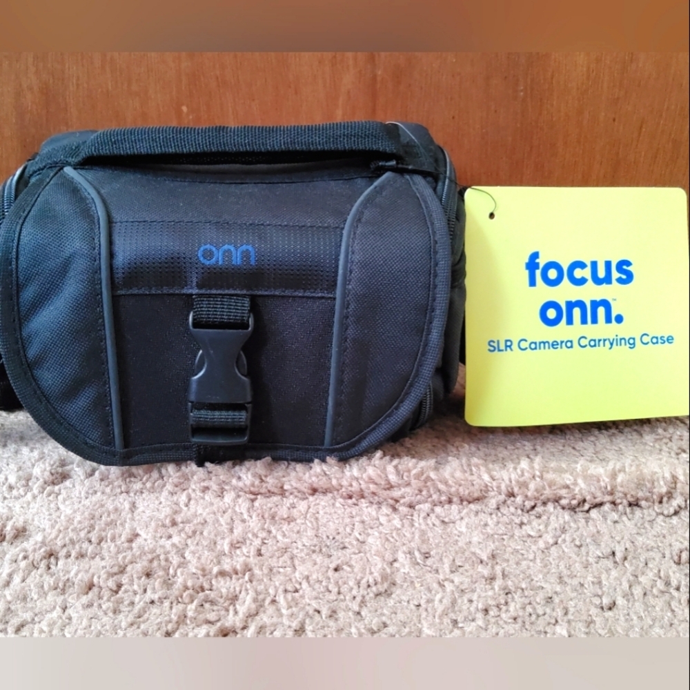 🔥Onn SLR Carrying Case with Detachable Shoulder   Strap🔥